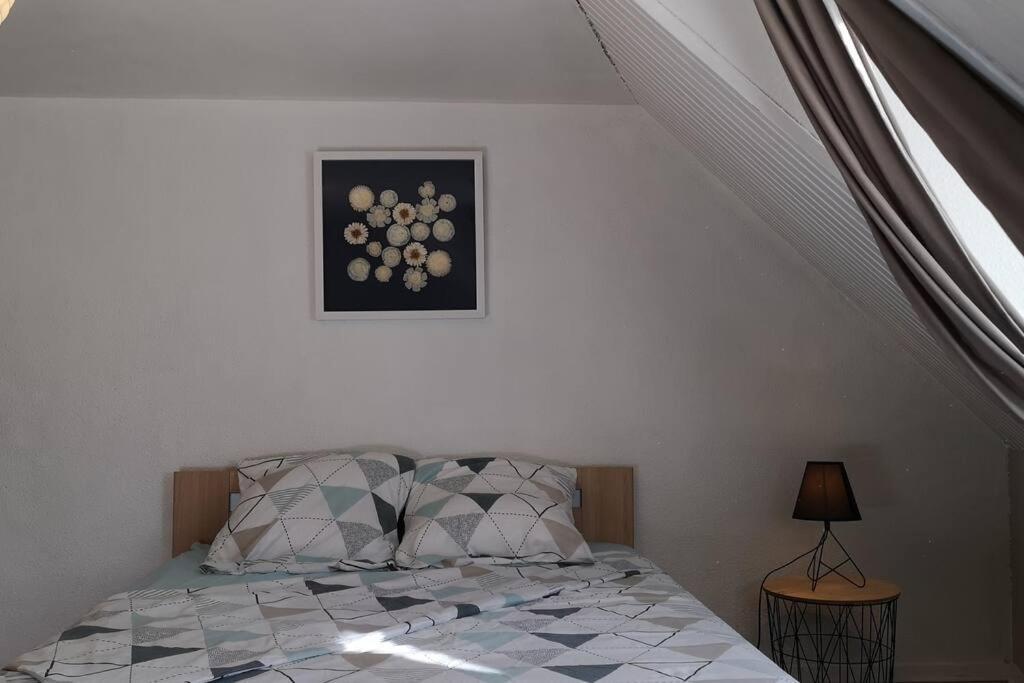 Duplex Au Centre Ville, Dans Cour Interieure Calme Доль Екстер'єр фото
