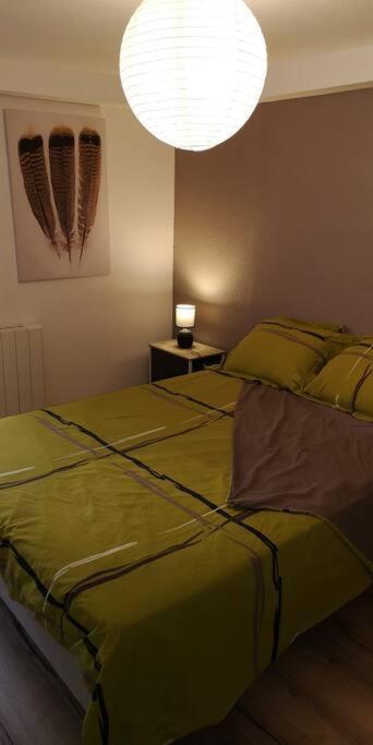 Duplex Au Centre Ville, Dans Cour Interieure Calme Доль Екстер'єр фото